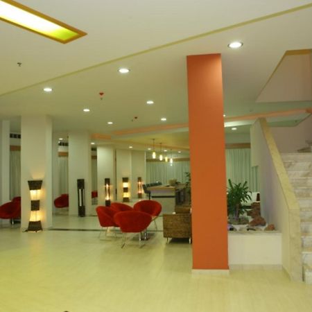 Relax Hotel 科林比亚 外观 照片