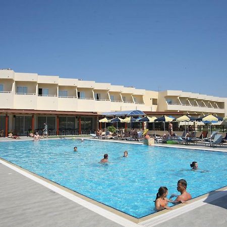 Relax Hotel 科林比亚 外观 照片