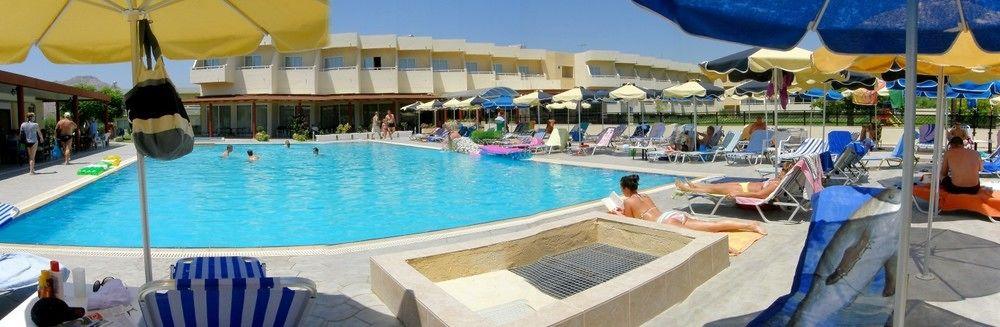 Relax Hotel 科林比亚 外观 照片