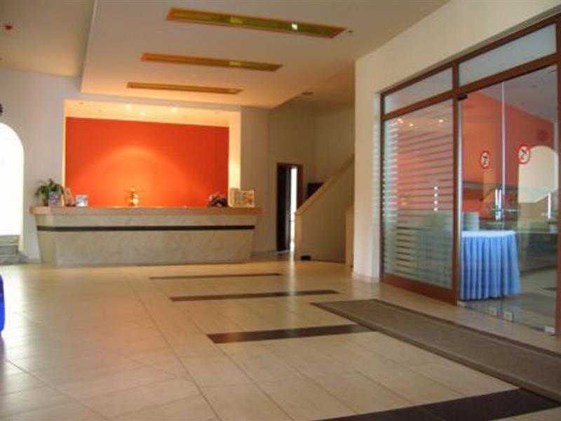 Relax Hotel 科林比亚 外观 照片