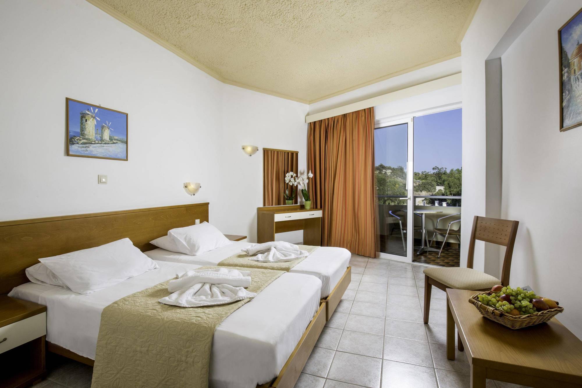 Relax Hotel 科林比亚 外观 照片